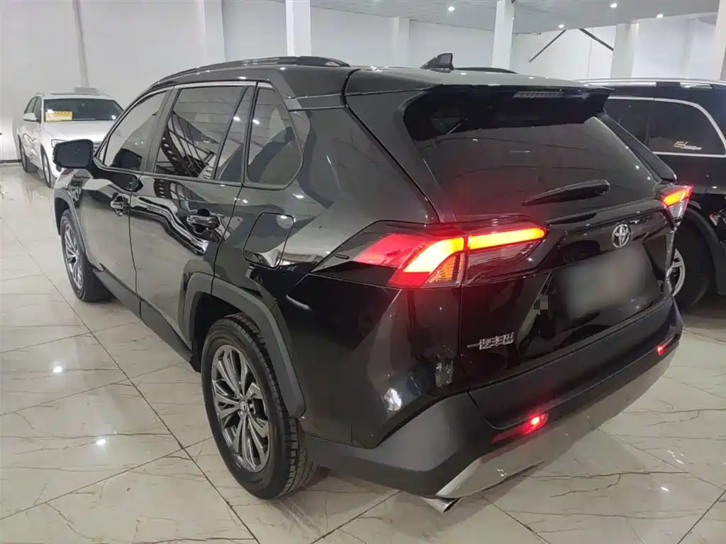 RAV4 Rongfang 2023 2.0L CVT two-wheel drive fashion Plus version купить на сайте DeffCars