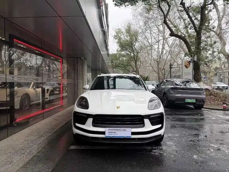 Macan 2024 Macan 2.0T купить на сайте DeffCars