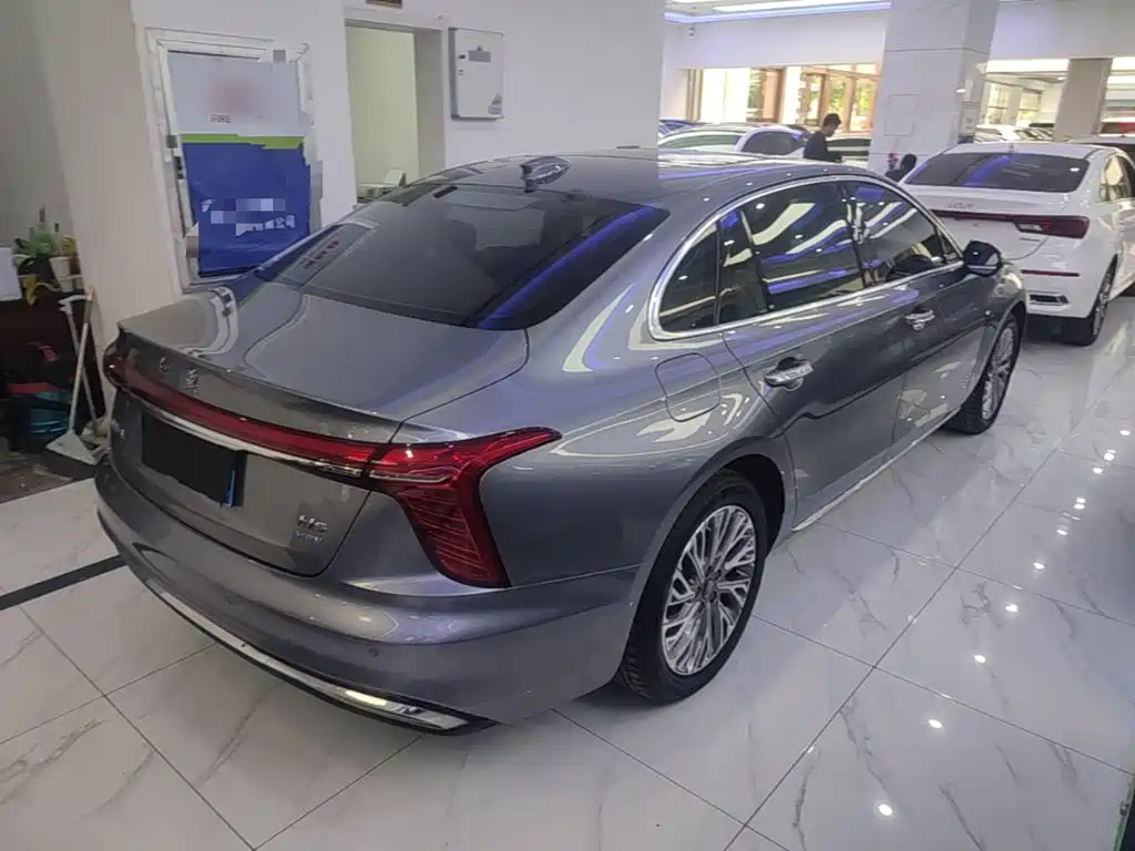 Red Flag Hongqi H5 2023款 1.5T HEV智联旗畅版 купить на сайте DeffCars