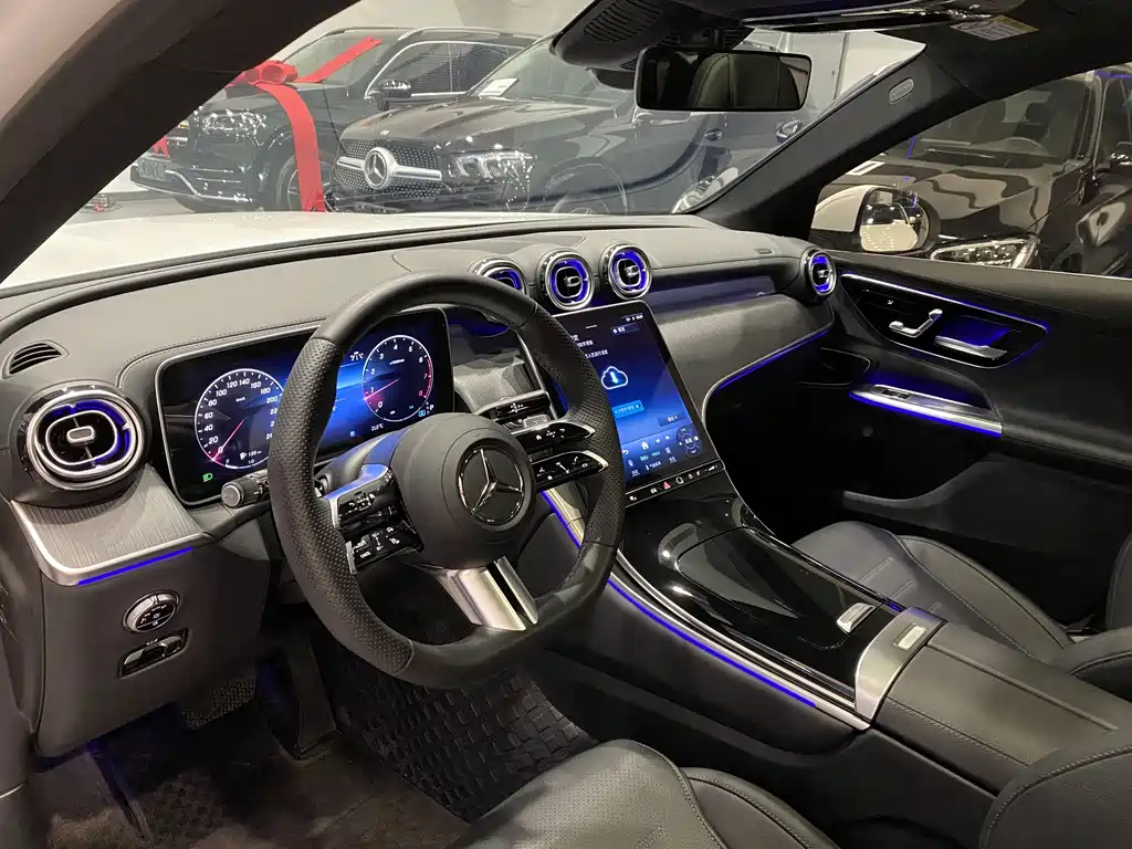 Mercedes-Benz GLC 2024 GLC 260 L 4MATIC luxury model 5 seats купить на сайте DeffCars