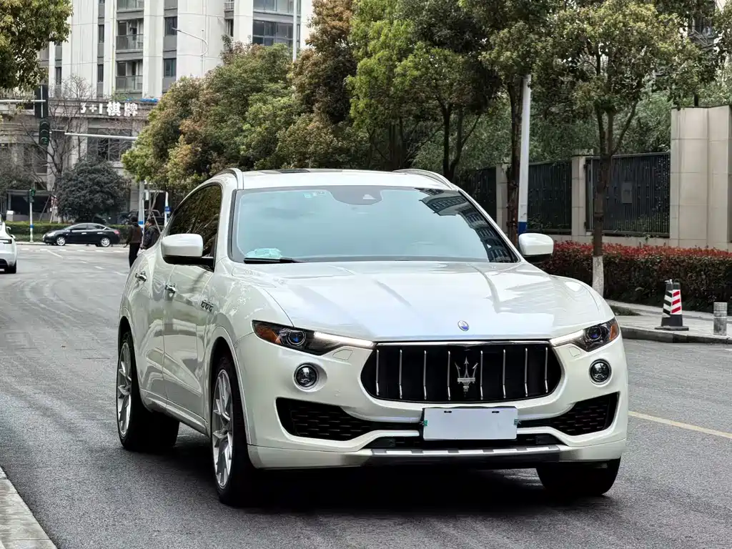 Levante 2016 3.0T S standard model купить на сайте DeffCars