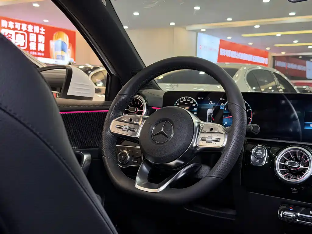 Mercedes-Benz A-Class 2022 A 200 L Sports Sedan Dynamic Type купить на сайте DeffCars
