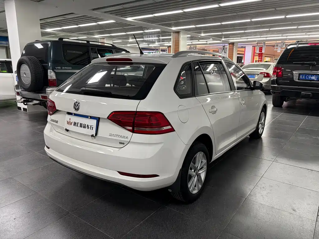 Santana 2017 Haona 1.6L automatic fashion version купить на сайте DeffCars