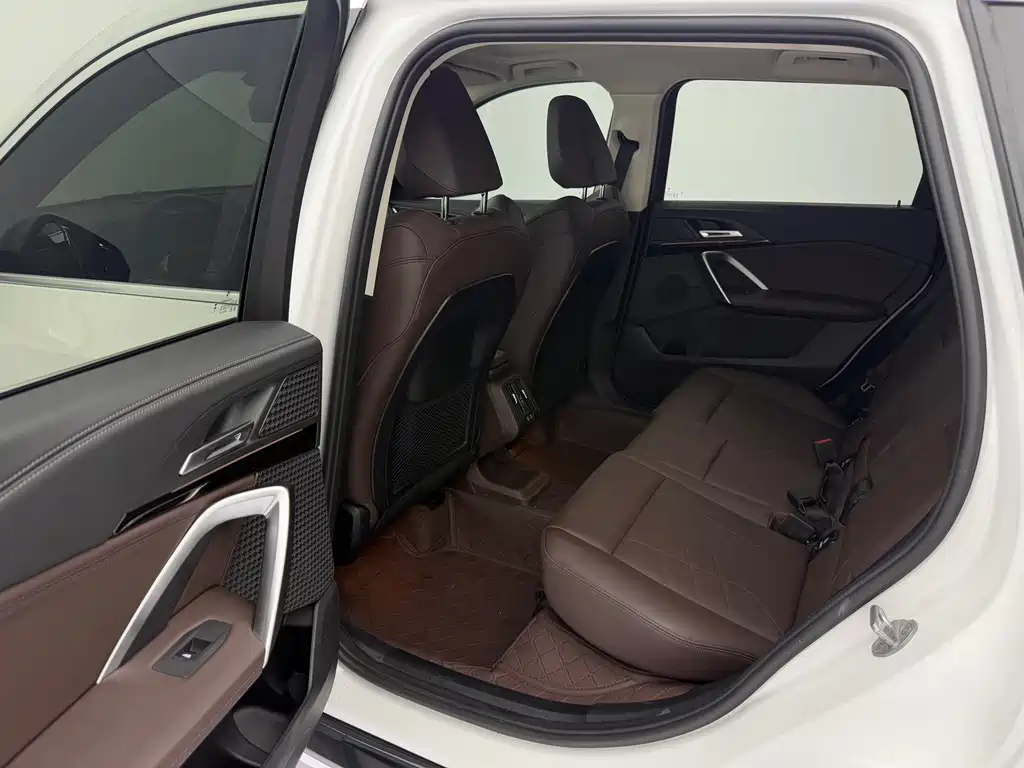 BMW X1 2023 sDrive20Li X Design Kit купить на сайте DeffCars