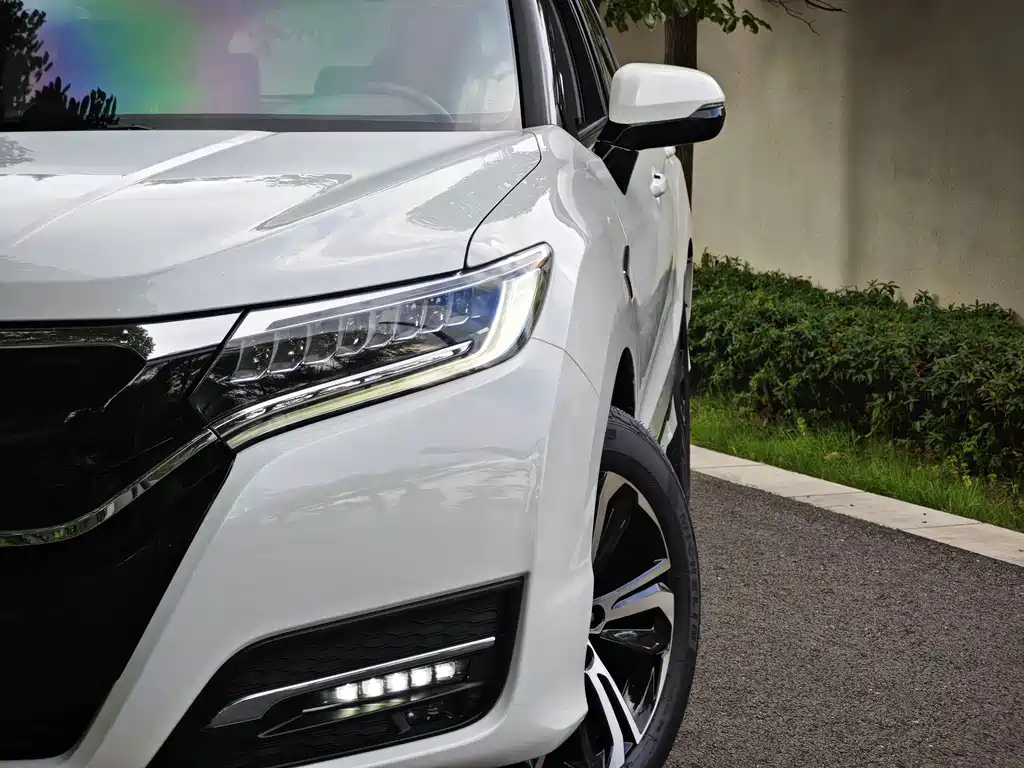 Honda UR-V 2017 370TURBO 4WD Premium Edition V купить на сайте DeffCars