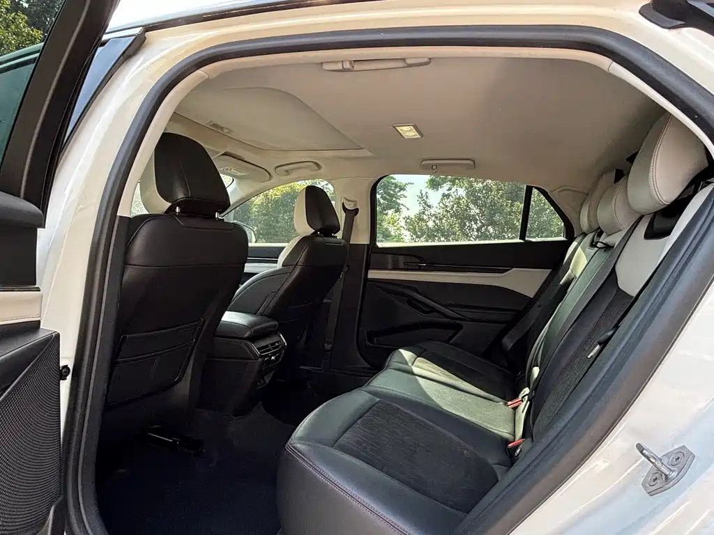 Mondeo 2022 facelift EcoBoost 245 luxury model купить на сайте DeffCars