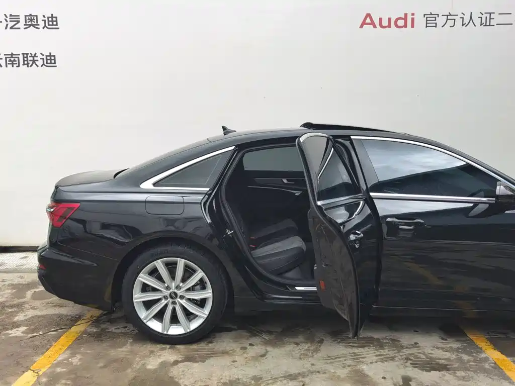 Audi A6L 2022 45 TFSI Premium Dynamic Model купить на сайте DeffCars