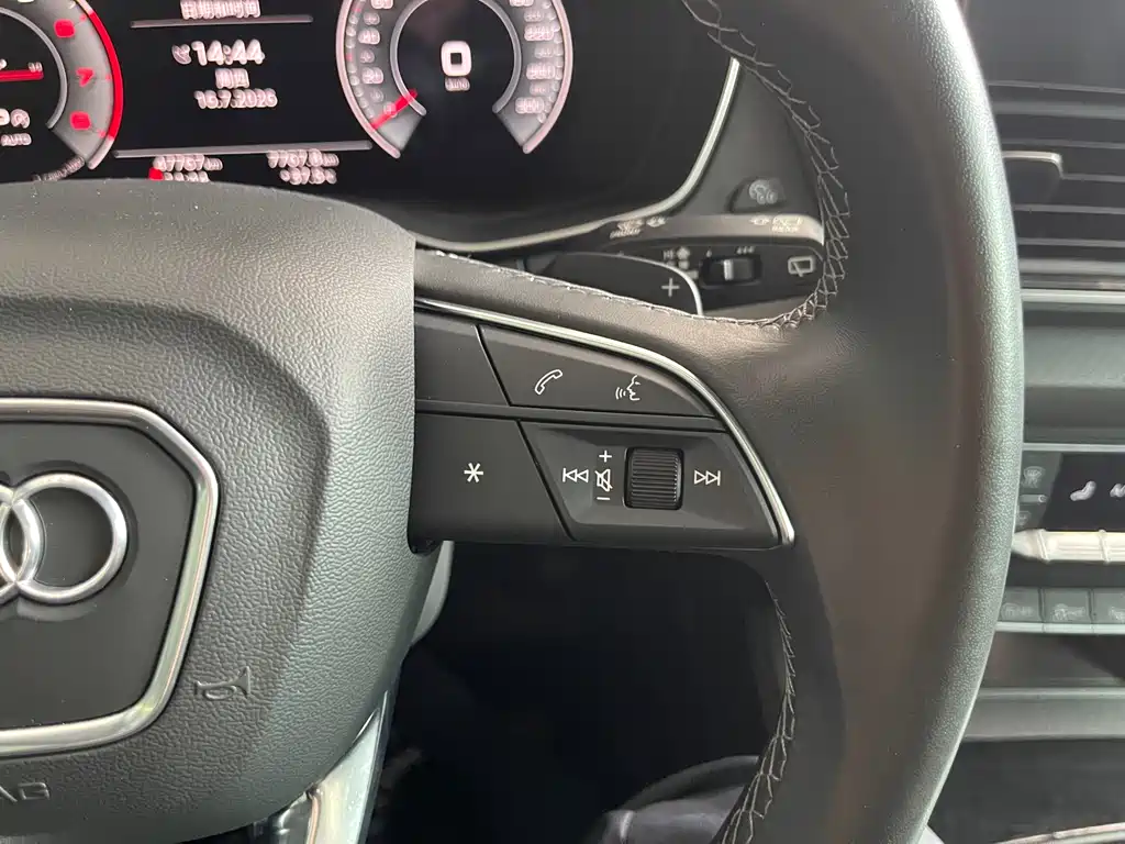 Audi Q5L 2022 Modified 40T Luxury Dynamic Edition купить на сайте DeffCars