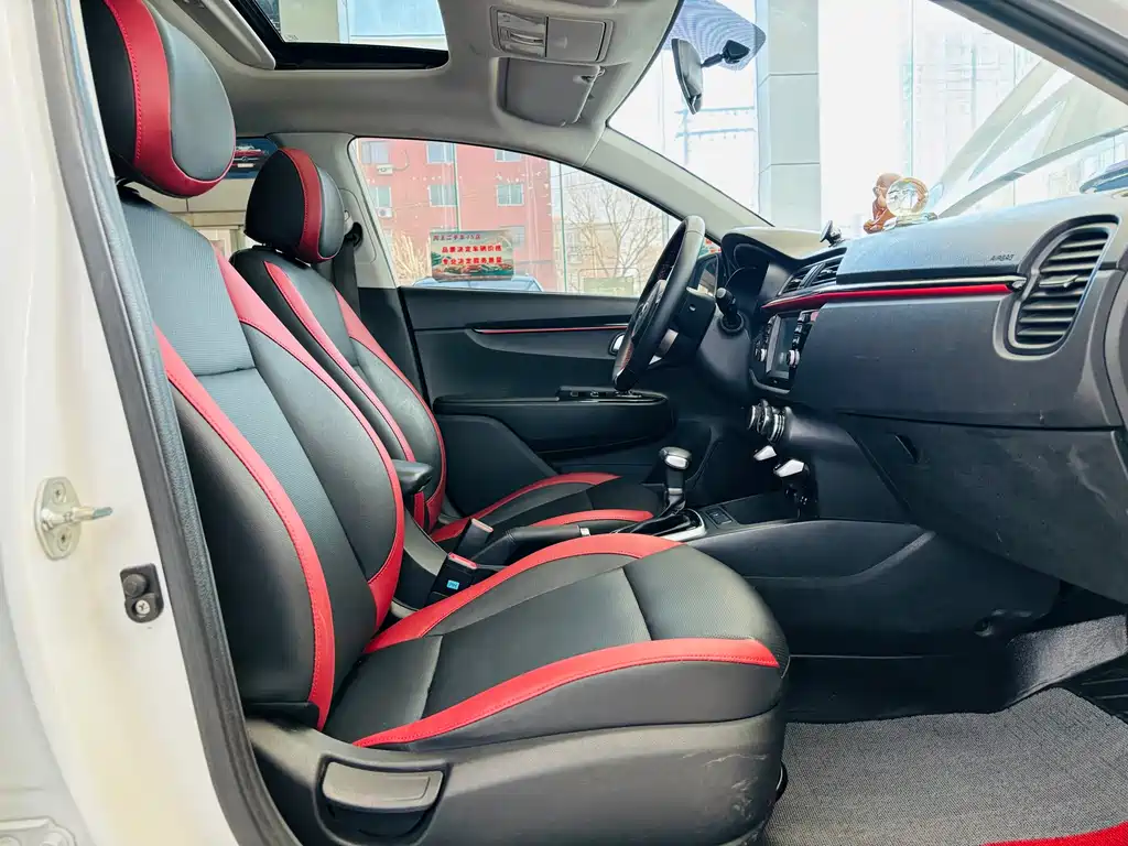 KX CROSS 2018 1.6L automatic smart sunroof version купить на сайте DeffCars