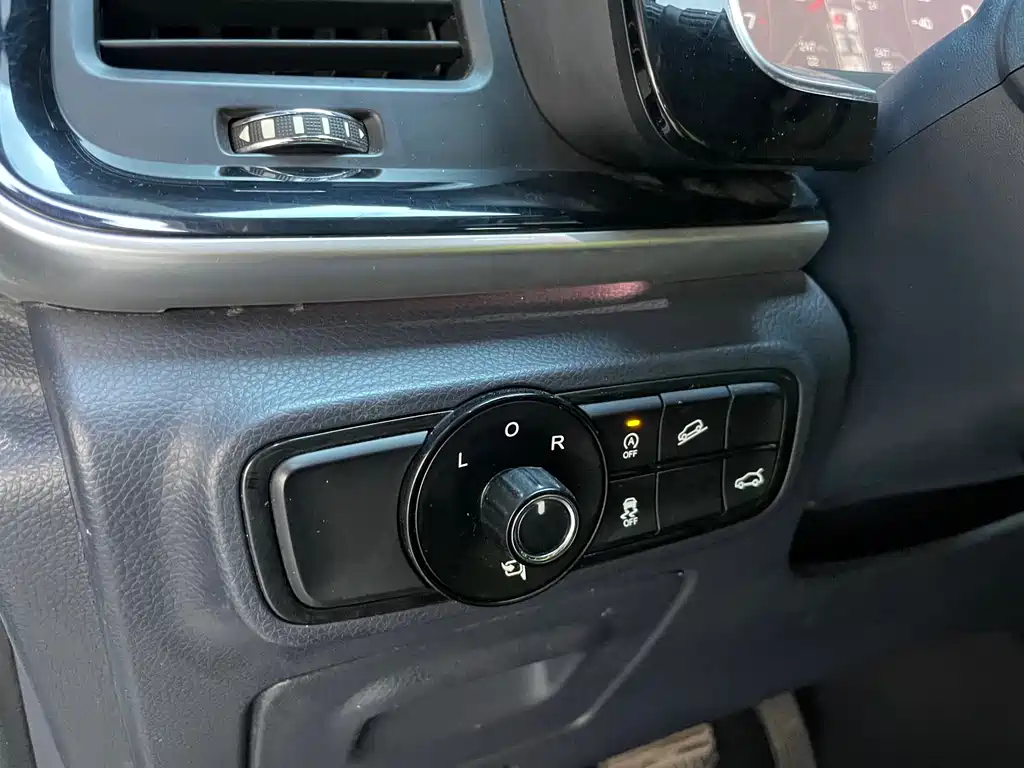 Trumpchi M8 2023 Lingxiu Series 390T Premium Edition купить на сайте DeffCars