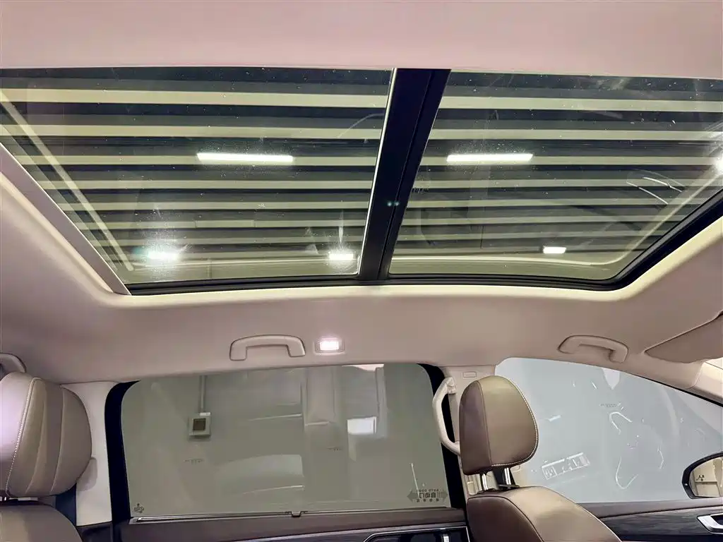 Weiran 2024 380TSI Premium Edition купить на сайте DeffCars