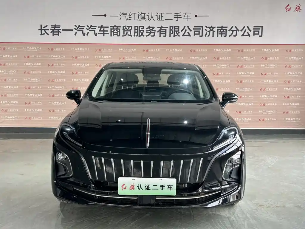 Hongqi E-QM5 2022 431km Charging Enjoyment Edition купить на сайте DeffCars