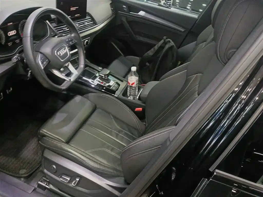 Audi Q5L 2024 40 TFSI luxury and dynamic model купить на сайте DeffCars