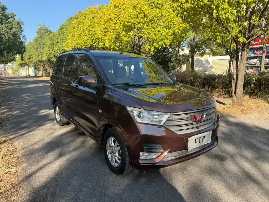 Wuling Hongguang 2021 1.5L S Standard LAR купить на сайте DeffCars