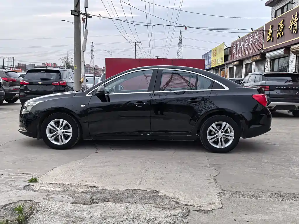 Cruze 2015 1.5L Classic SE AT купить на сайте DeffCars