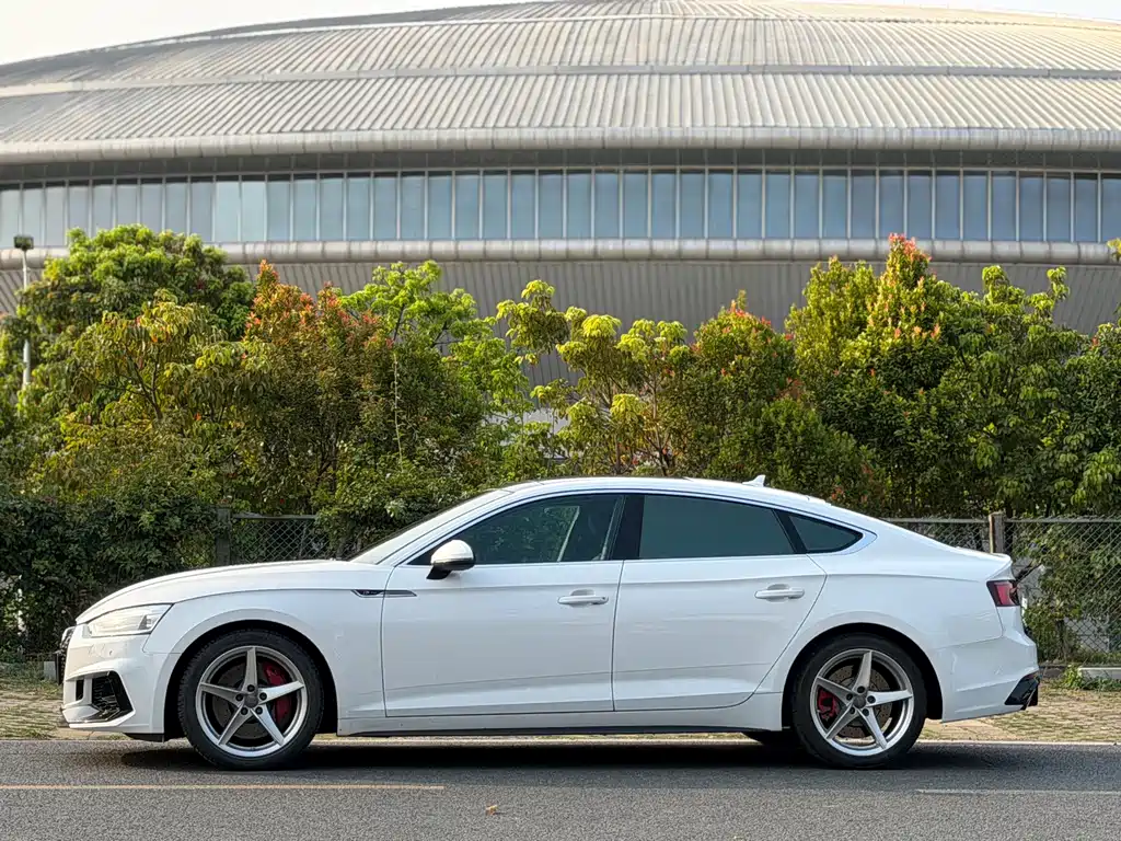 Audi A5 (Imported) 2017 Sportback 40 TFSI Fashion Model купить на сайте DeffCars