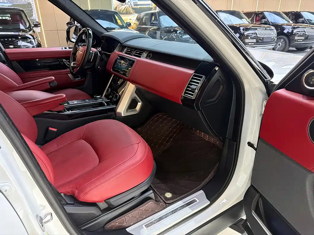 Range Rover 2022 3.0 L6 400PS Honor Creation Extended Edition купить на сайте DeffCars