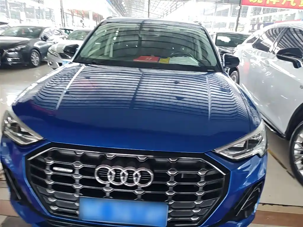 Audi Q3 2019 35 TFSI aggressive and dynamic купить на сайте DeffCars