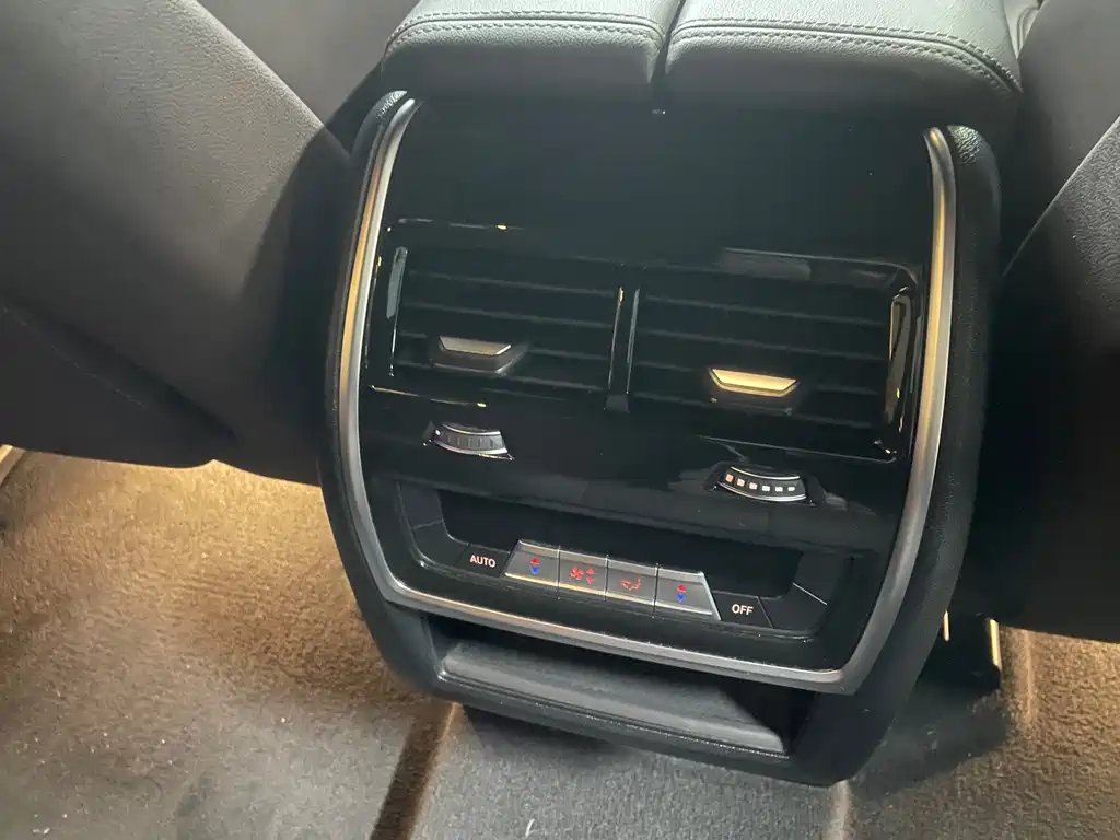 BMW X5 2022 xDrive 30Li Exclusive M Sports Package купить на сайте DeffCars