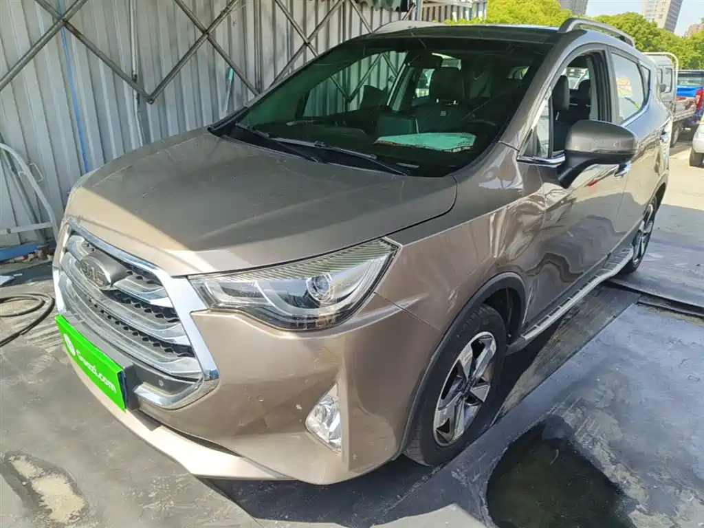 Refine S3 2017 1.5L manual luxury smart model купить на сайте DeffCars