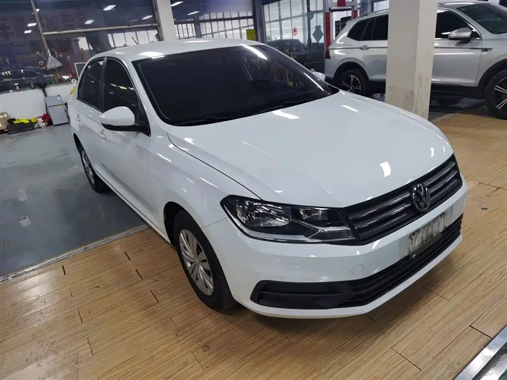 Santana 2019 1.5L automatic fashion version National VI купить на сайте DeffCars