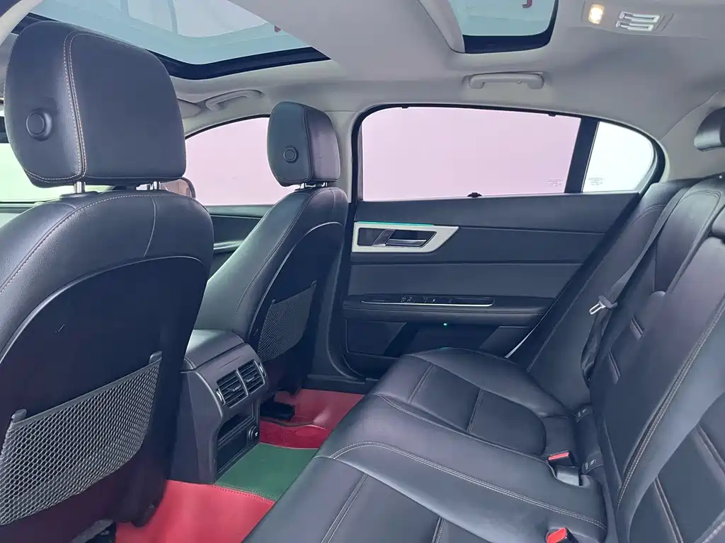 Jaguar XEL 2018款 2.0T 200PS 豪华版 купить на сайте DeffCars