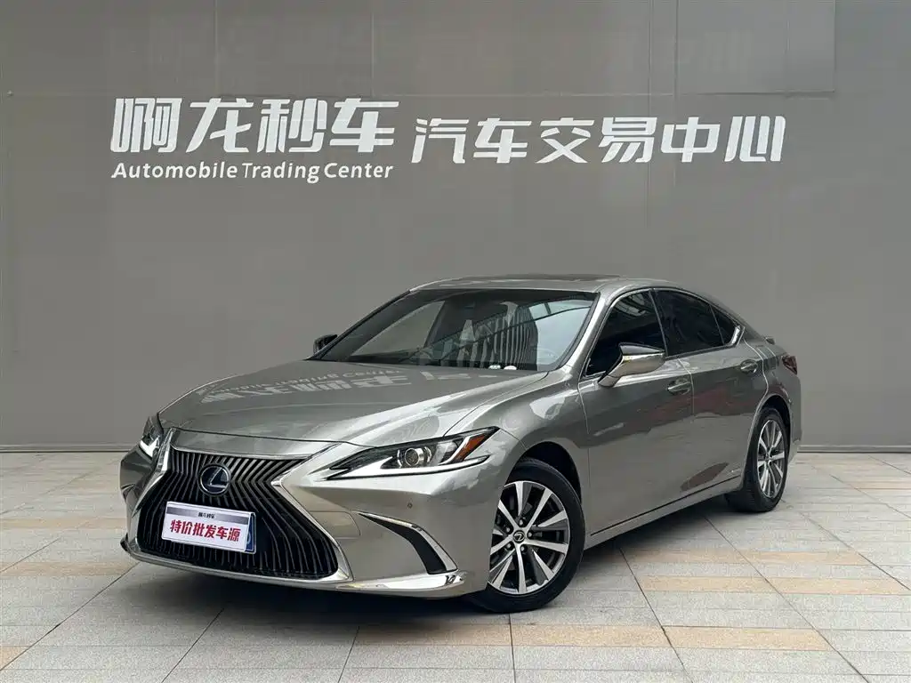 Lexus ES 2020 300h Excellence Edition купить на сайте DeffCars