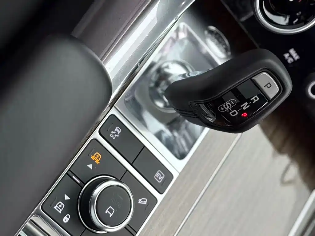 Range Rover Sport New Energy 2019 P400e HSE купить на сайте DeffCars
