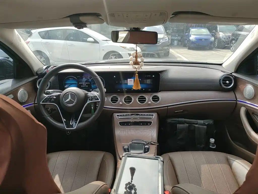 Mercedes-Benz E-Class 2023 E 300 L Luxury Model купить на сайте DeffCars