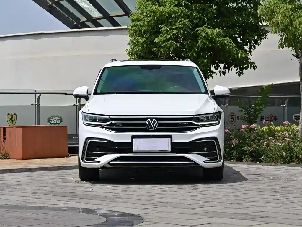 Tiguan L 2023 facelift 380TSI automatic four-wheel drive R-Line Yuexiang version 7 seats купить на сайте DeffCars
