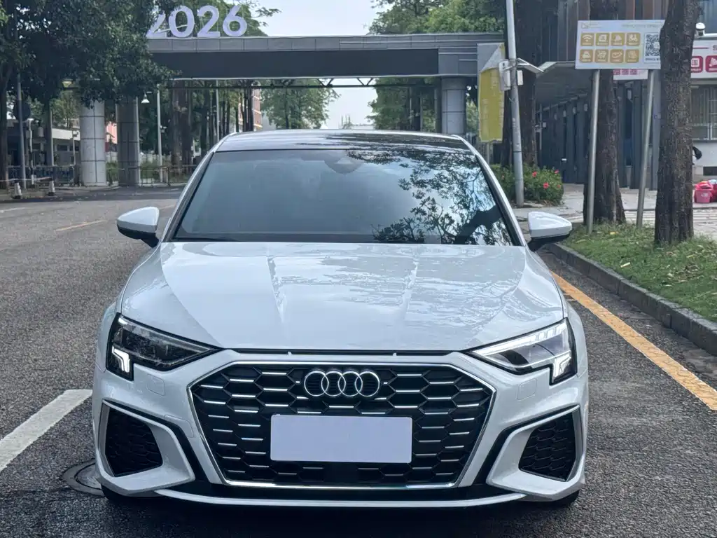 Audi A3 2021 A3L Limousine 35 TFSI luxury sports model купить на сайте DeffCars