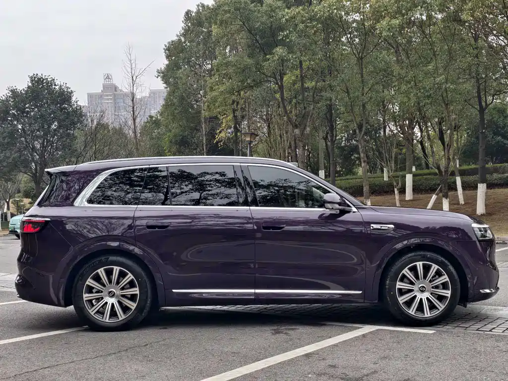 Wenjie M8 2025 pure electric Max+ five-seat long-range version купить на сайте DeffCars