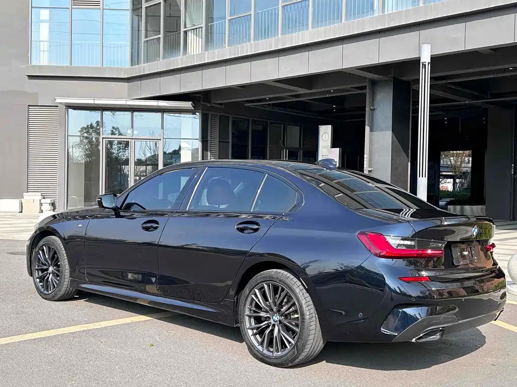 BMW 3 Series 2022 325Li M Sports Night Package купить на сайте DeffCars