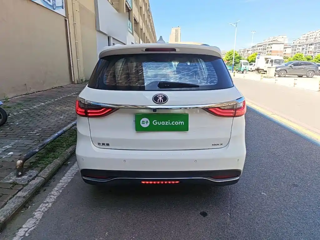 Song MAX 2019 1.5T automatic smart connected sunroof type 7 seats National VI купить на сайте DeffCars