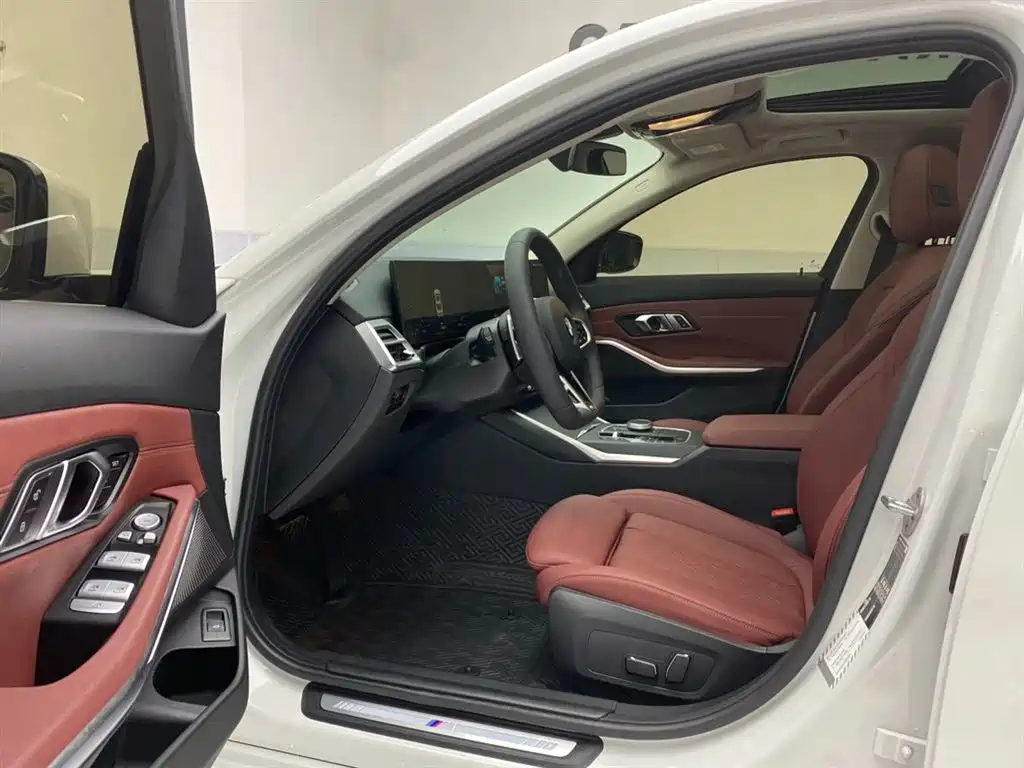 BMW 3 Series 2025 325Li M Sports Package купить на сайте DeffCars