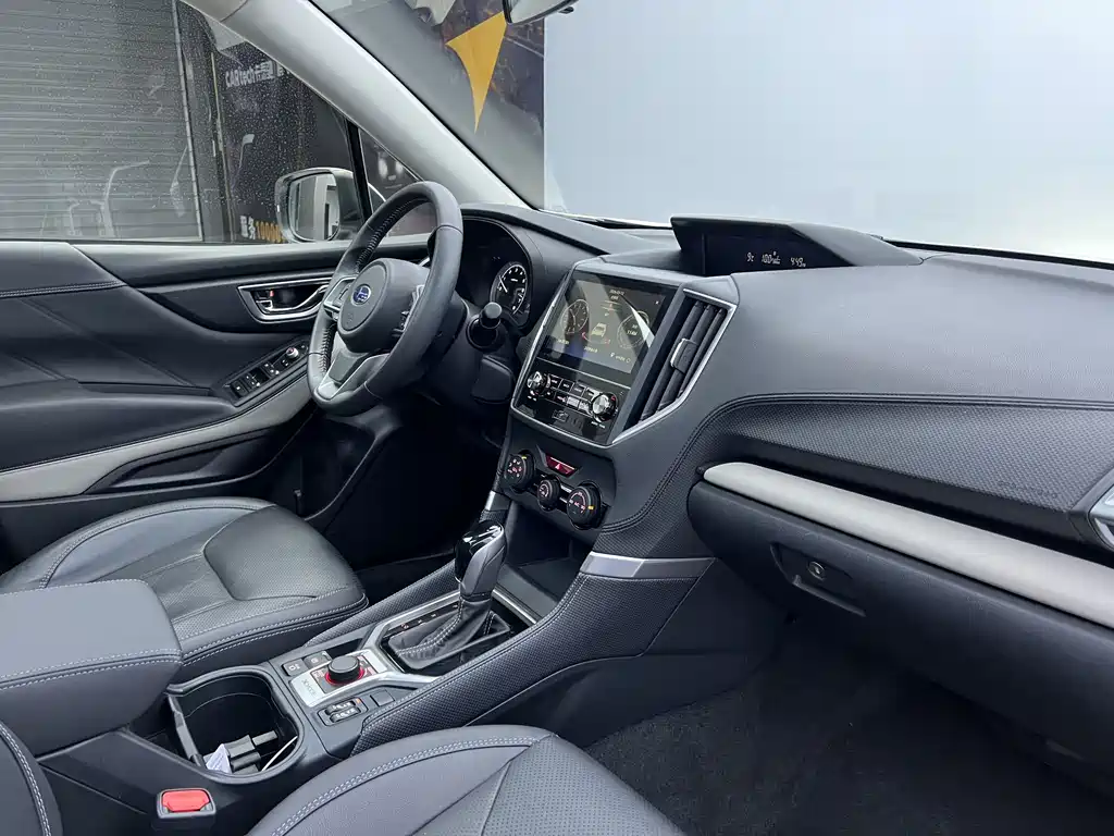 Forester 2022 2.0i AWD Deluxe Edition купить на сайте DeffCars