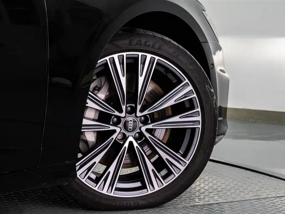 Audi A6L 2023 facelift 55 TFSI quattro exclusive dynamic model купить на сайте DeffCars