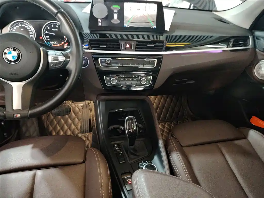 BMW X1 2021 sDrive25Li Leading Model купить на сайте DeffCars