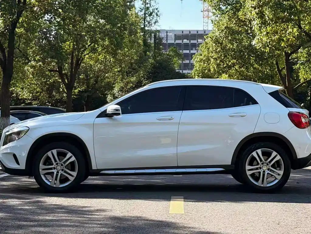 Mercedes-Benz GLA 2017 GLA 200 Dynamic купить на сайте DeffCars