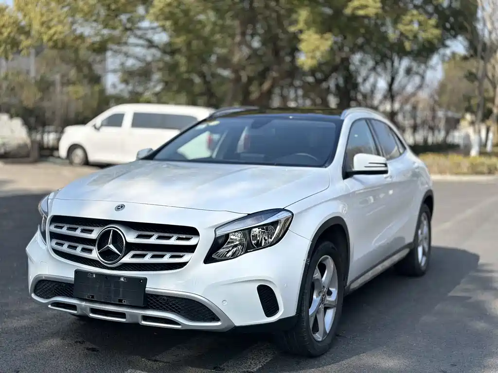 Mercedes-Benz GLA 2018 GLA 200 Dynamic купить на сайте DeffCars