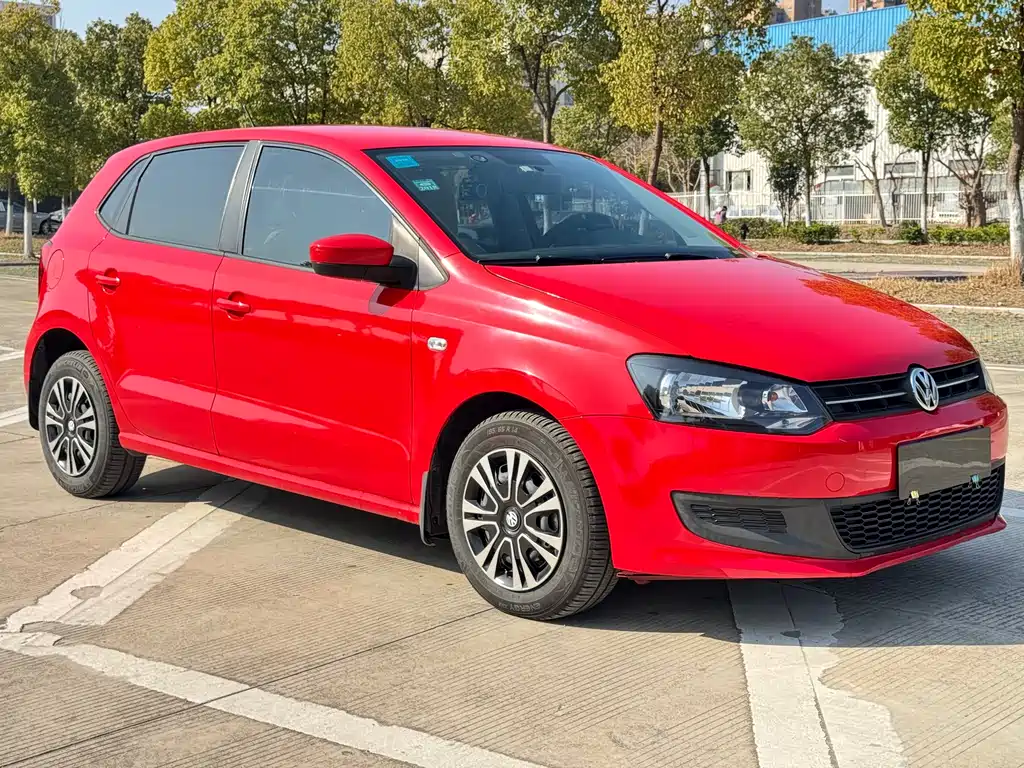 Polo 2013 1.4L manual fashion version купить на сайте DeffCars