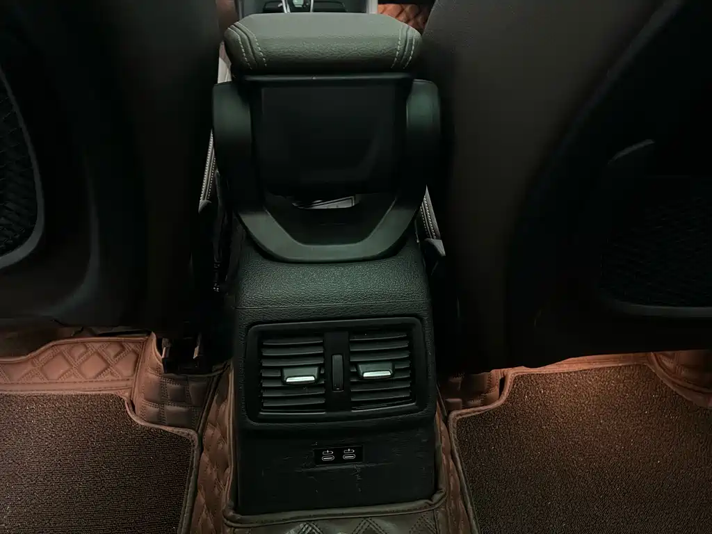 BMW X1 2021 sDrive25Li Leading Model купить на сайте DeffCars