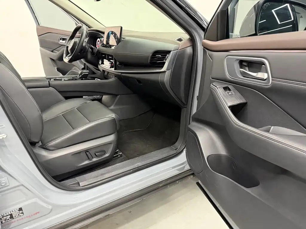 X-Trail 2021 VC-Turbo 300 CVT 4WD Extreme Edition купить на сайте DeffCars