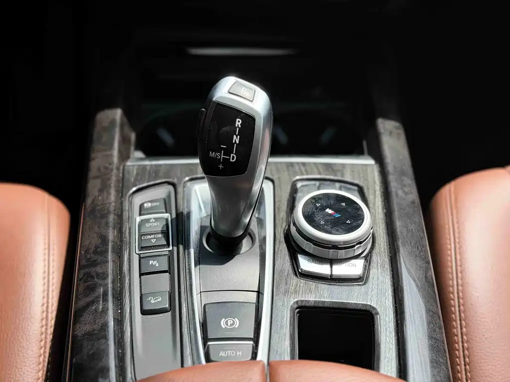 BMW X5 imported 2018 xDrive35i elegant model купить на сайте DeffCars