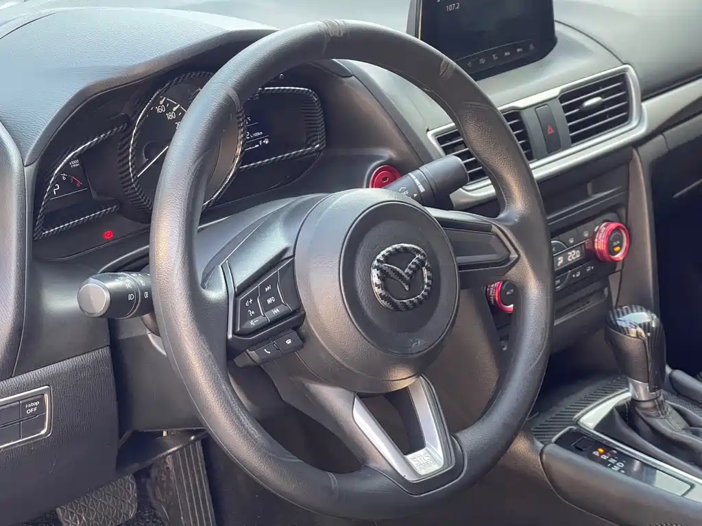Mazda3 Angkesela 2017 sedan 1.5L automatic luxury model National V купить на сайте DeffCars