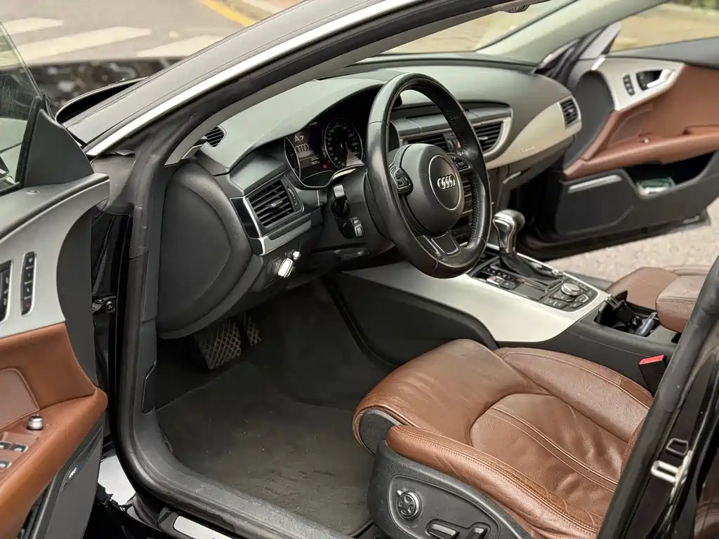 Audi A7 2012 3.0TFSI quattro comfort model купить на сайте DeffCars