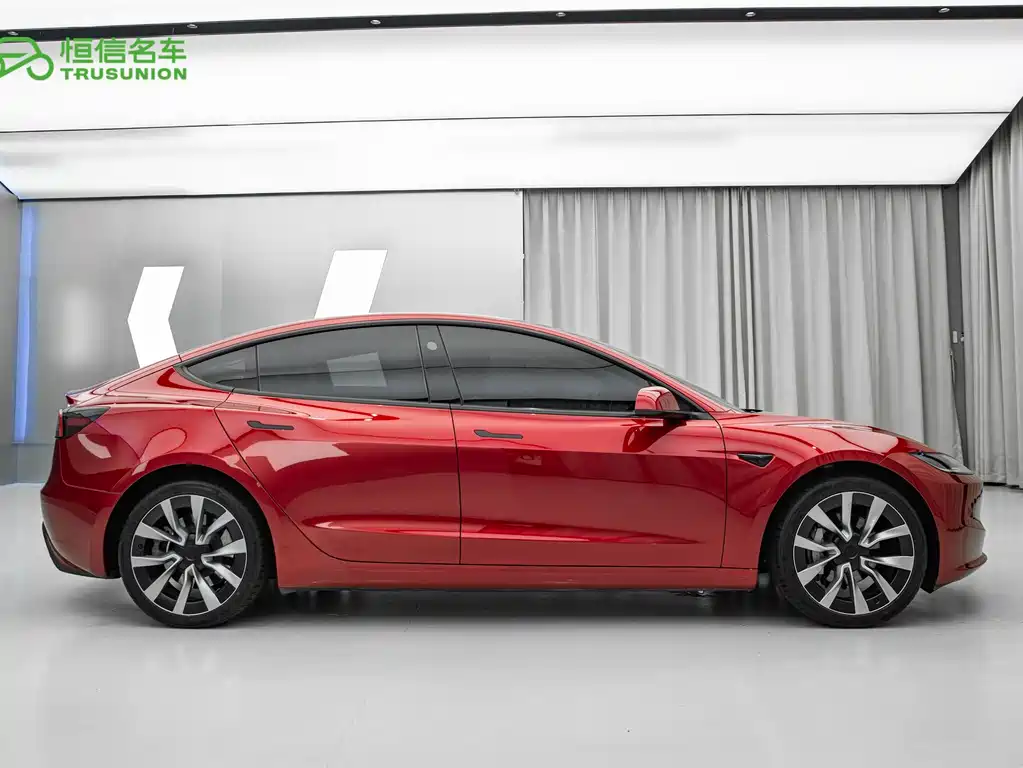 Model 3 2023 rear-wheel drive version купить на сайте DeffCars