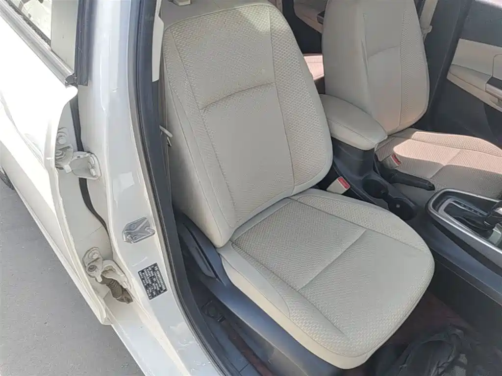 Escort 2017 facelift 1.5L automatic comfort model купить на сайте DeffCars