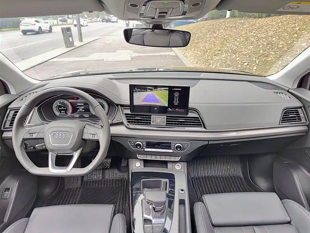 Audi Q5L 2022 facelift 40T luxury and dynamic model купить на сайте DeffCars