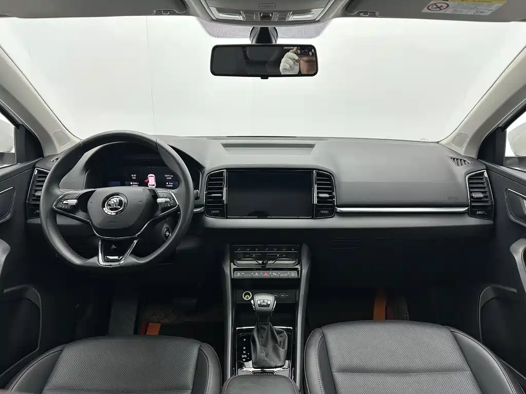 Karoq 2022 TSI280 Premium Edition купить на сайте DeffCars
